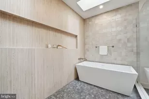 1945 Leonard Rd, Falls Church, VA 22043 - Photo 56