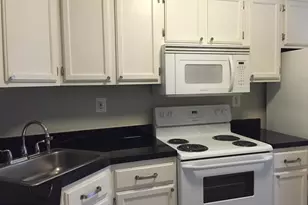 11735 Ledura Ct, Reston, VA 20191 - Photo 6