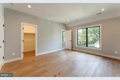 6908 Southridge Drive, McLean, VA 22101 - Photo 36