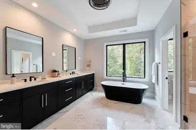 6908 Southridge Drive, McLean, VA 22101 - Photo 32