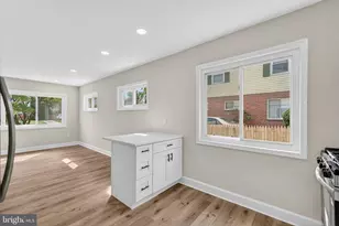 2248 Roanoke Dr, Alexandria, VA 22307 - Photo 10