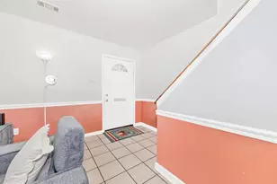 8413 Fuerte Ct, Alexandria, VA 22309 - Photo 2