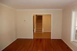 7014 Maple Tree Ln, Springfield, VA 22152 - Photo 6