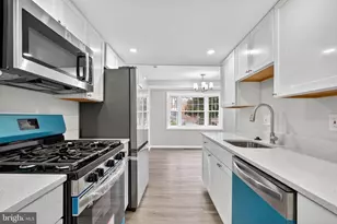 7419 Larne Ln, Lorton, VA 22079 - Photo 4