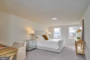 13032 Monterey Estates Dr, Herndon, VA 20171 - Photo 32