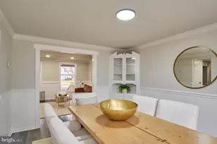 13032 Monterey Estates Dr, Herndon, VA 20171 - Photo 12