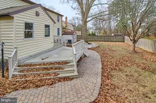 13032 Monterey Estates Dr, Herndon, VA 20171 - Photo 40