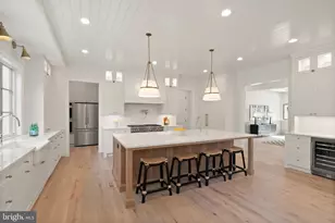 1104 Sharon Ct, McLean, VA 22101 - Photo 8