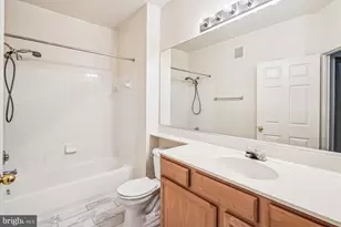 4131 Fountainside Ln, Fairfax, VA 22030 - Photo 18