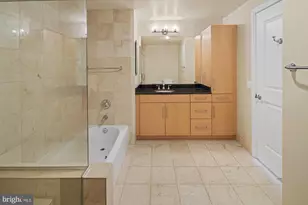 8220 Crestwood Heights Dr, McLean, VA 22102 - Photo 20