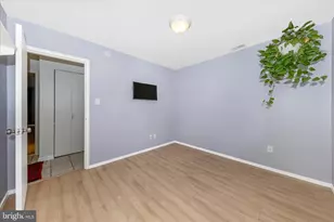 2112 Pimmit Dr, Falls Church, VA 22043 - Photo 30