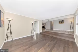 2112 Pimmit Dr, Falls Church, VA 22043 - Photo 18