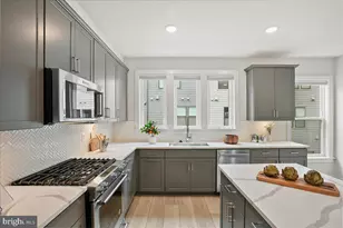 12768 Sunrise Valley Dr, Reston, VA 20191 - Photo 14