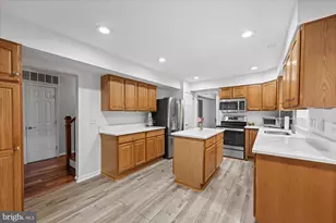 7204 Racepoint Way, Alexandria, VA 22315 - Photo 22