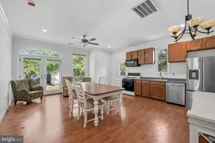6812 Chestnut Ave, Falls Church, VA 22042 - Photo 14