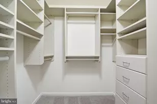 3152 Eakin Park Ct, Fairfax, VA 22031 - Photo 18