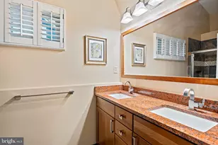 9706 Beach Mill Rd, Great Falls, VA 22066 - Photo 22