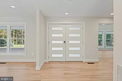 10900 Hunter Station Road, Vienna, VA 22181 - Photo 6