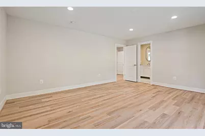 10900 Hunter Station Road, Vienna, VA 22181 - Photo 18