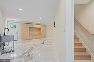 10900 Hunter Station Rd, Vienna, VA 22181 - Photo 42