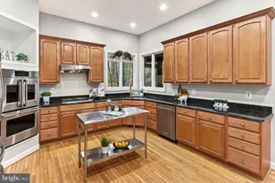 6209 Waterlily Ct, Alexandria, VA 22310 - Photo 24