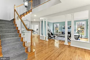 6209 Waterlily Ct, Alexandria, VA 22310 - Photo 2