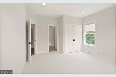 8217 Bucknell Drive, Vienna, VA 22180 - Photo 44