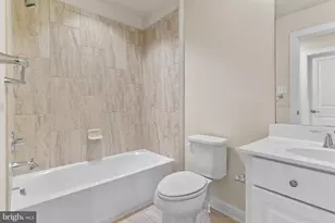 13693 Neil Armstrong Ave, Herndon, VA 20171 - Photo 12