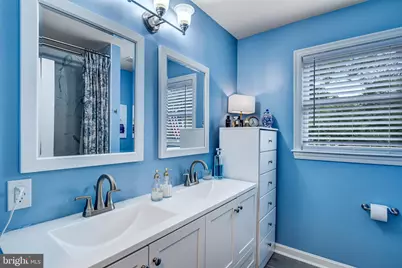 5527 Wharton Lane, Centreville, VA 20120 - Photo 10