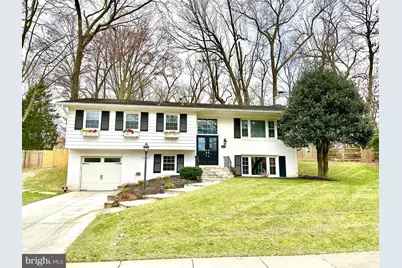 2529 W Meredith Drive, Vienna, VA 22181 - Photo 2