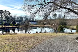 2529 W Meredith Dr, Vienna, VA 22181 - Photo 38