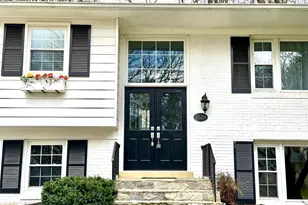 2529 W Meredith Dr, Vienna, VA 22181 - Photo 4