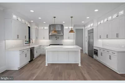 623 Echols Street SE, Vienna, VA 22180 - Photo 56