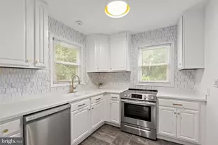 5005 Rosemont Ave, Alexandria, VA 22309 - Photo 10