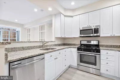 7708 Haynes Point Way #9B, Alexandria, VA 22315 - Photo 4