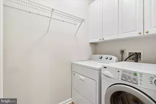 7708 Haynes Point Way, Alexandria, VA 22315 - Photo 20