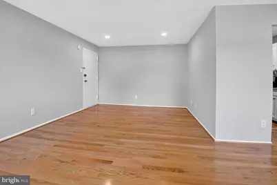 2907 Charing Cross Road #14, Falls Church, VA 22042 - Photo 4