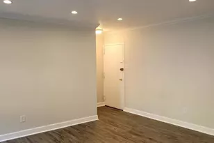 8002 Chanute Pl, Falls Church, VA 22042 - Photo 2