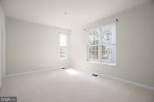 8934 Milford Haven Ct, Lorton, VA 22079 - Photo 16