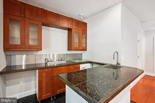 6339 Dunman Way, Alexandria, VA 22315 - Photo 44