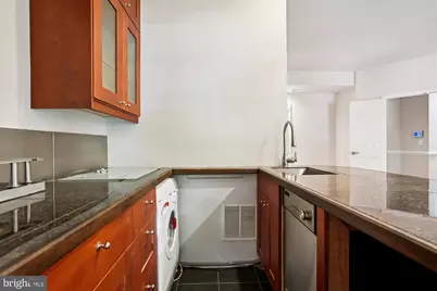 6339 Dunman Way, Alexandria, VA 22315 - Photo 46