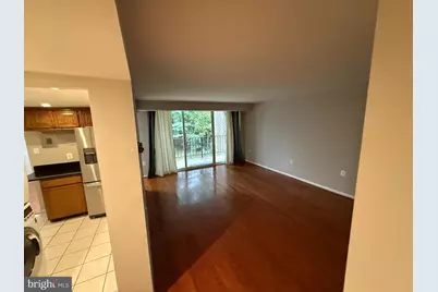 1404 Northgate Square #4/12B, Reston, VA 20190 - Photo 4