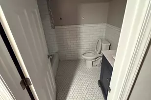 1404 Northgate Square, Reston, VA 20190 - Photo 10