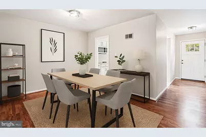 7422 Chummley Court, Falls Church, VA 22043 - Photo 4