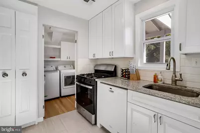 6908 Barrett, Falls Church, VA 22042 - Photo 14