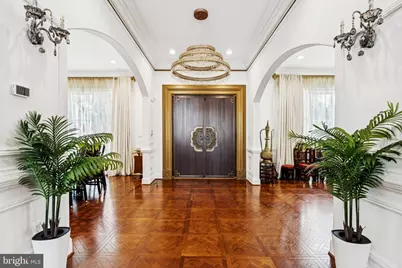 855 Dolley Madison Boulevard, McLean, VA 22101 - Photo 4