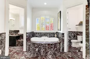 658 Live Oak Dr, McLean, VA 22101 - Photo 30