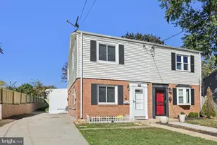 5824 Fifer Dr, Alexandria, VA 22303 - Photo 2