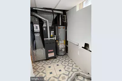 6918 Randolph Macon Drive, Alexandria, VA 22307 - Photo 32