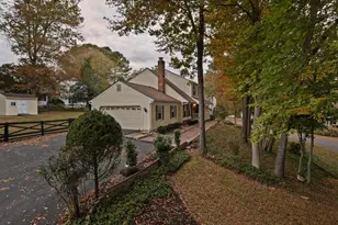 12133 Queens Brigade Dr, Fairfax, VA 22030 - Photo 46